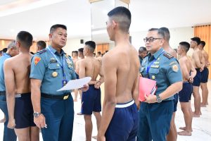DANLANTAMAL III JAKARTA PIMPIN SIDANG KOMISI PANTUKHIR DAERAH CABA DAN CATA PK TNI AL GEL II TA 2023