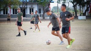 Tak Hanya Adu Strategi di Medan Latihan, Prajurit Narasinga Adu Strategi di Lapangan Hijau Dengan Prajurit Australia