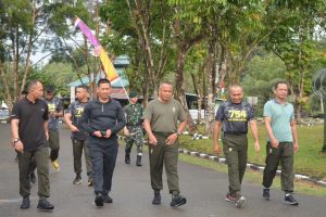Kaskostrad Olah Raga Bersama Pasukan Raja