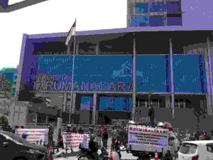 Kembali Melakukan Demonstrasi Di UNTAR, LBH-IKBP : Ketua Yayasan Tarumanagara Amoral dan Melakukan Kriminalisasi.