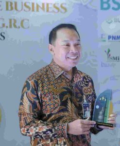 Jasa Raharja Raih Dua Penghargaan di Ajang Infobank 12th Sharia Award 2023