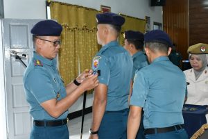 Lanal Sibolga Laksanakan Upacara Kenaikan Pangkat Kepada Tujuh Personel Periode 01 Oktober 2023