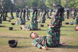 Pelihara Kemampuan Terjun, Prajurit Yonif 501 Kostrad Laksanakan Ground Training