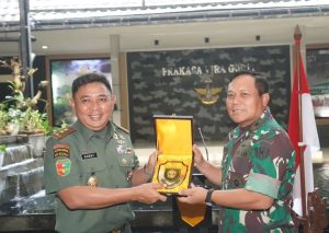 Divif 1 Kostrad dan Seskoad Kerjasama Guna Mendukung Program Pendidikan