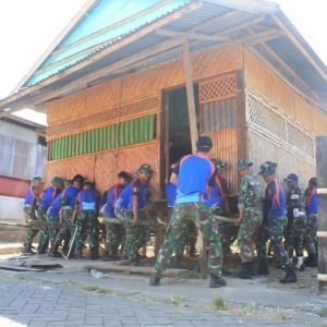 Yonarhanud 16 Divif 3 Kostrad Lestarikan “TRADISI MASOPOO BOLA” Masyarakat Sulawesi