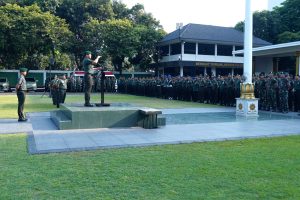 Pangkostrad Serahkan Mobil Ambulance dan Damkar untuk Satuan Jajaran Kostrad