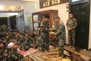 Prajurit Yonkes 2 Kostrad Gelar Doa Bersama Sambut HUT Ke – 15 Batalyon Kesehatan 2 Kostrad
