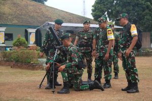 Yonif 412 Kostrad Menerima Kunjungan Tim Wasgiat Divif 2 Kostrad