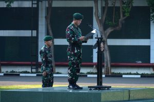 Aspers Kaskostrad Pimpin Upacara Peringatan Sumpah Pemuda di Markas Kostrad
