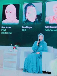 DELSI NURONI KETUA IPEMI PD JAKARTA RESMI SIGNING THE MOU MENJADI MITRA CHEF & CULINARY OF INDONESIA DI ACARA INTERNASIONAL HALAL CHEFS COMPETITIONS IN2HCC 2023