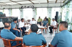 Komandan Lanal Bandung Dampingi Kasal Kunjungan Kerja Ke Pemprov Jabar