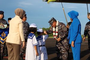 Komandan Lanal Dumai Sambut Kedatangan Panglima Komando Armada I