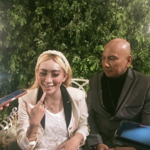 Vista Putri ; “Bagus banget pelayanan Klinik Drg. Devya Linda, beliau memberikan tempat yang sangat bagus sekali untuk pasien-pasiennya”