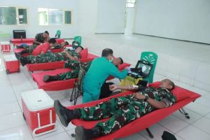 Memenuhi Keterbatasan Darah di RSPAD, Yonkav 1 Kostrad Donor Darah