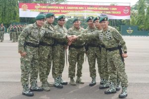 Pangdivif 1 Kostrad Pimpin Sertijab Komandan Satuan dan Tradisi Korps Prajurit Divif 1 Kostrad