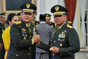 Presiden Jokowi Lantik Pangkostrad Letjen TNI Maruli Simanjuntak Jadi KASAD