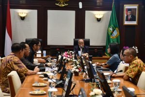 Komandan Lanal Bandung Selaku Narasumber Pada Rapat Dengan Anggota DPR RI