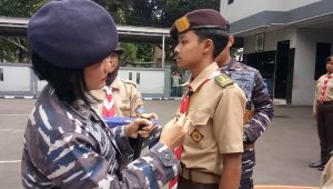 Komandan Lanal Bandung Pimpin Upacara Penutupan Diklatsar Saka Bahari Kota Bandung
