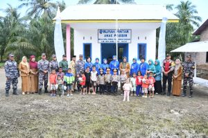 TNI AL Lanal TBA Resmikan Desa Kapal Merah Menjadi Kampung Bahari Nusantara