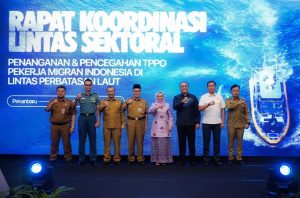 Lanal Dumai Sebagai Narasumber Peran dan Tugas TNI Dalam Pemberantasan Penempatan Ilegal Pekerja Migran Indonesia (PMI)