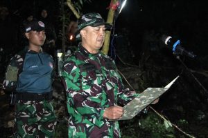 Danyonkes 2 Kostrad Ikuti Tradisi Penerimaan Warga Baru Divif 2 Kostrad