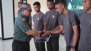 Panglima Berikan Apresiasi Kepada Tim Volly Persit Koorcab Divif 3 PG Kostrad