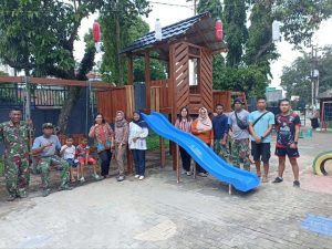 Lagi, Danyonif 411 Kostrad Letkol Inf Subandi Bangun Sarana Bermain TK Kartika IX-25