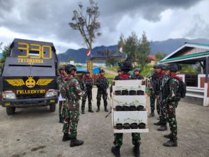 Peringati Hari Juang TNI AD ke-78, Satgas Yonif 330 Kostrad Reboisasi Hutan Gundul di Intan Jaya