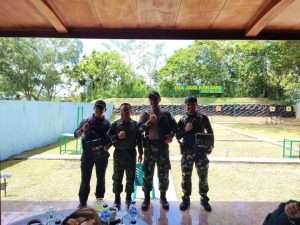 Pererat Silaturahmi Dansat TNI POLRI Wilayah Mimika, Danbrigif 20 Kostrad Adakan Fun Shooting