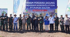 Wakasad Tinjau Lokasi Ketahanan Pangan Kostrad di Ciemas dan Cibenda Sukabumi