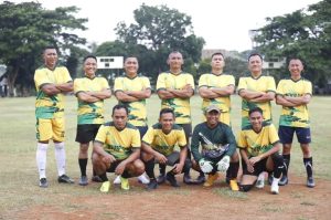 Pangdivif 1 Kostrad Olahraga Bersama dengan para Dansatjar Divif 1 Kostrad