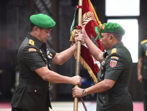 Pimpin Sertijab, Kasad Ingatkan Urgensi Perkembangan Lingstra dan Teknologi