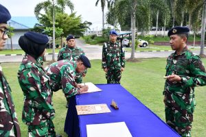 Jelang Seleksi Penerimaan Prajurit TNI AL TA. 2024, Panitia Daerah Lanal Sabang Laksanakan Penandatanganan Pakta Integritas