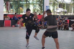 Pengenalan Beladiri Muay Thai di Markas Brigif 20 Kostrad