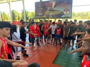 Danbrigif 20 Kostrad Beserta Prajurit Iyako Pertajam Bela Diri Muay Thai