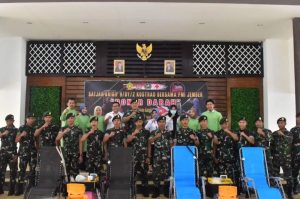 Prajurit Satjar Brigif 9 Kostrad Melaksanakan Bakti Sosial Donor Darah