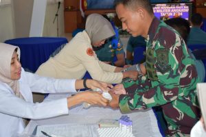 Sambut HUT Ke-78 Polisi Militer Angkatan Laut, Denpomal Lanal Sabang Gelar Bakti Sosial Donor Darah