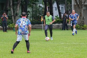 Memperkuat Silaturahmi dan Sinergitas, Pangkostrad Ikut Olahraga Bersama Kodam Jaya