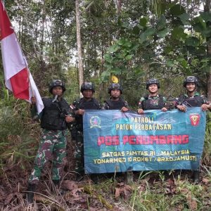 Jaga Kedaulatan Negara, Satgas Pamtas RI-Malaysia Yonarmed 10 Kostrad Patroli Patok Batas Negara