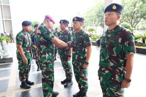 DANLANTAMAL III JAKARTA PIMPIN PENYERAHAN JABATAN ASINTEL DAN SERTIJAB ASOPS DANLANTAMAL III JAKARTA