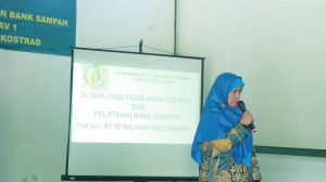 Kompi Kavaleri 1 Kostrad Ajak Masyarakat Tingkatkan Kesadaran Lingkungan Melalui Sosialisasi Bank Sampah