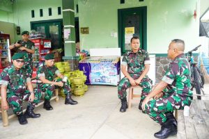 Serma Jumari Kaget Rumahnya Dikunjungi Jenderal Bintang Tiga Kostrad