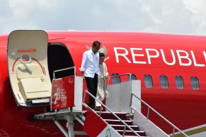 Komandan Lanal Bandung Sambut Presiden RI Dalam Rangka Kunjungan Kerja di Wilayah Jawa Barat