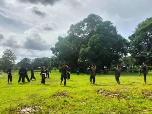 Detasemen Markas Divif 3 Kostrad Gelar Ujian Kenaikan Sabuk Hitam Pencak Silat PSHT di Makassar