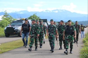 Kunjungi Kenyam Nduga, Danrem 172: Lewat Video, Saya Bangga Melihat Kegiatan Teritorial Satgas Yonif 411 Kostrad