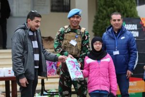 Bantuan Pendidikan dari IndoBatt untuk Anak-anak Sekolah di Frun Lebanon Selatan