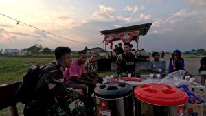 Pasukan Pandawa Kostrad dan Warga Kenyam Solid, Ngopi Bareng Jadi Sarana Jalin Silaturahmi