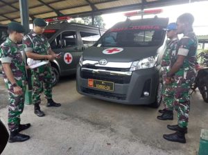 Peduli Akan Keselamatan Berkendara Staf Intelijen dan Provost Yonkes 2 Kostrad Laksanakan Pemeriksaan Kelengkapan Surat Kendaraan