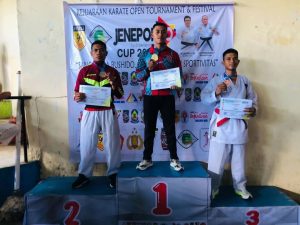 Karateka Yonif 431 Kostrad Kembali Raih Sukses Gemilang dalam Karate Pewarta Cup Open 2024 di Gor Pemuda Jeneponto