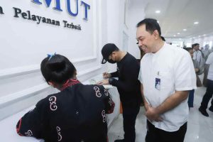 Gelar Safari Ramadhan, Rivan A. Purwantono Ungkapkan Standar Pelayanan Samsat Sudah Bertransformasi, Cepat dan Nyaman